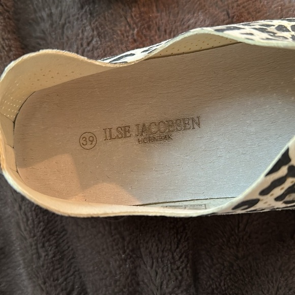 ILSE JACOBSEN Tulip Leopard Print Slip-On Shoes Sz 9 - Picture 3 of 11